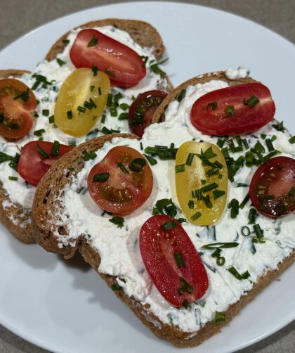 Toasted mulit grain sourdough bread with Chive garlic ricotta spread